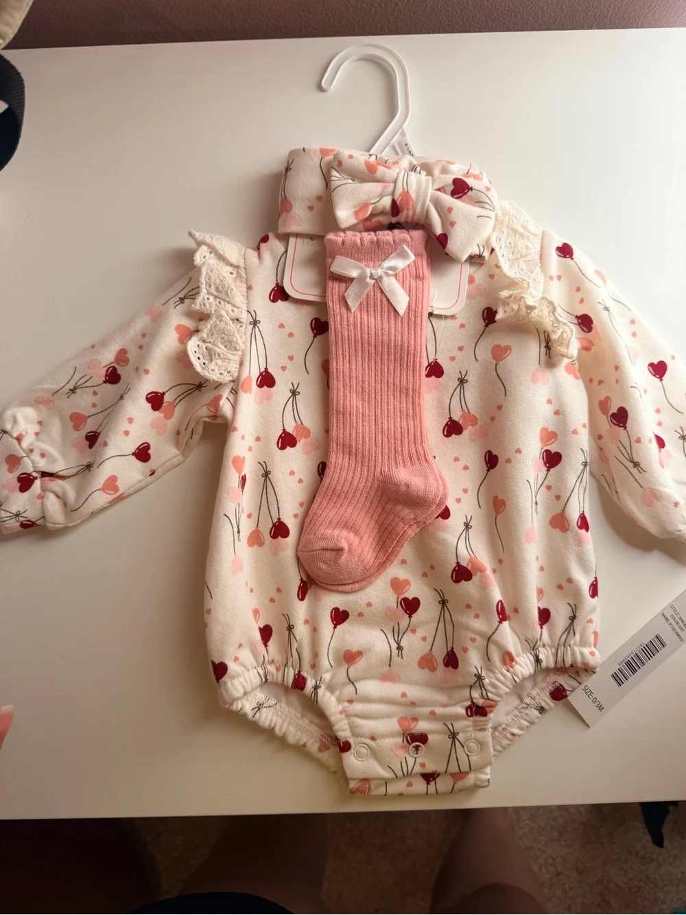 Nicole Miller NY Baby Girl 3-Piece Hearts Romper Set NWT 0-3M